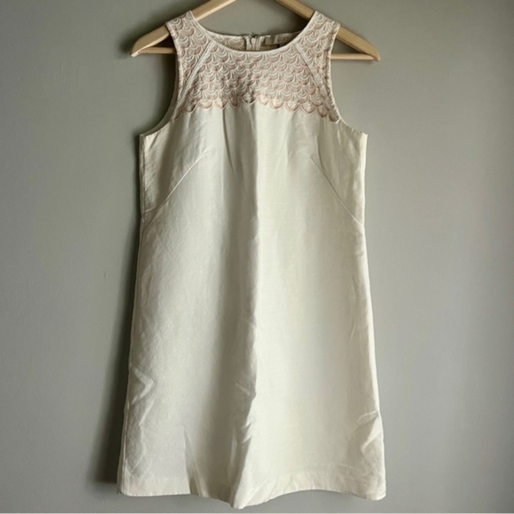 Ann Taylor Loft Embroidered Scallop Yoke Sleeveless Dress Size 8